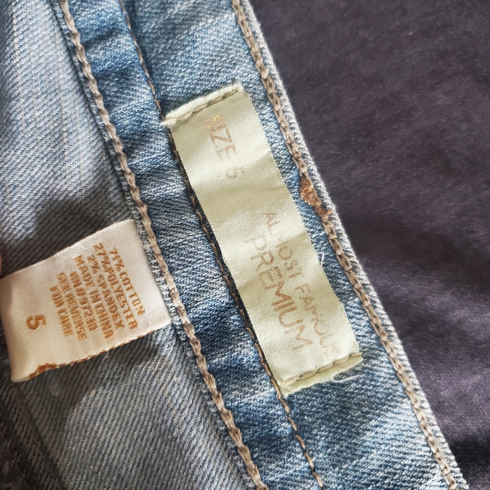 Almost Famous Shorts - Picture 3 of 3